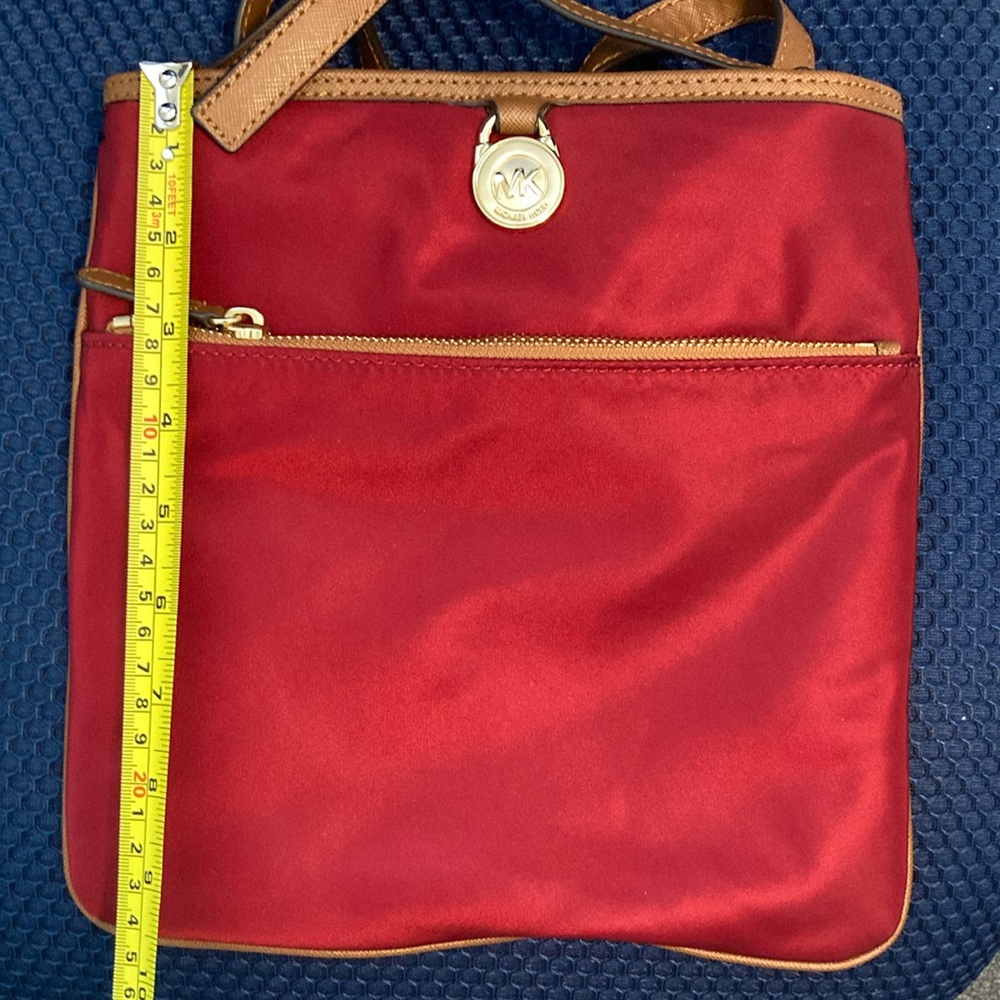 NWT -Michael Kors Large Picket Kempton Crossbody. Vibrant Christmas RED!